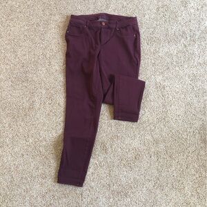 Maurice’s Jeans. Size 16 Regular. Small Snag on folded leg, see picture.